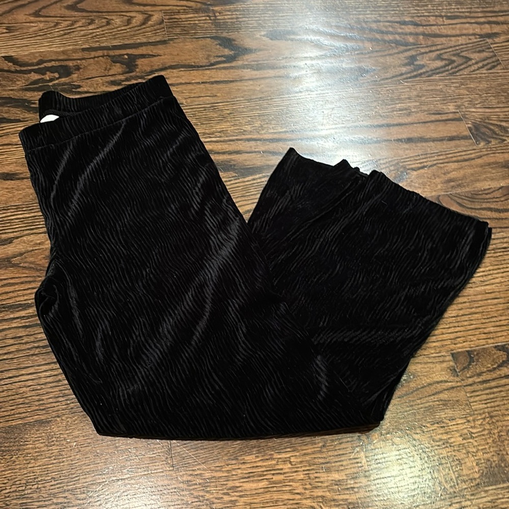 H&M Soft Velvet Flare Pants
